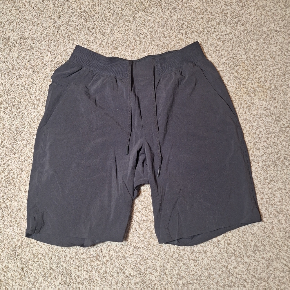 Lululemon Short Men's M 9" Black Zipper Back Pockets Jogger
